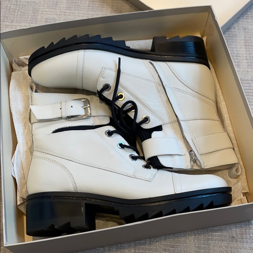 Marc Fisher Ivory Leather Boots mismatched pair